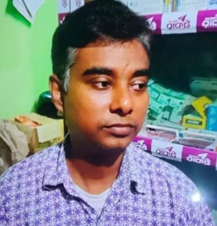 ডামুড্যায় ছুরিকাঘাত ও আগুনে দগ্ধ ব্যবসায়ীর মৃত্যু