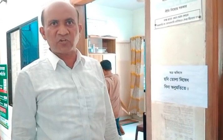 সিদ্ধিরগঞ্জ ভূমি অফিসে পদায়ন নিয়ে বিতর্ক --অভিযোগ তদন্তের আশ্বাস