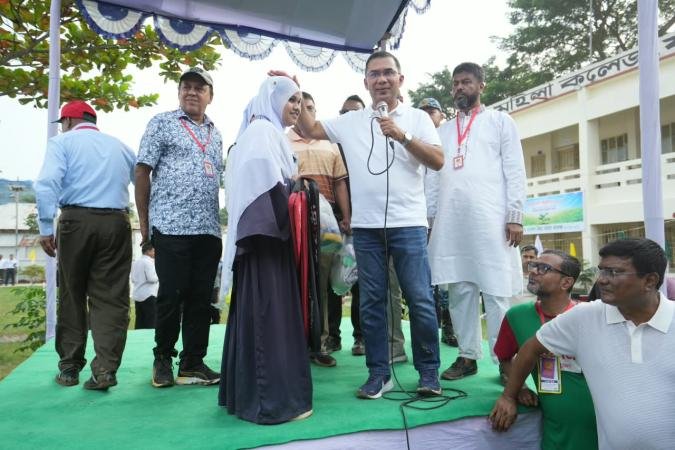 ফেনীতে বেগম খালেদা জিয়া মহিলা কলেজে বৃক্ষরোপণ কর্মসূচির উদ্বোধন প্রধানমন্ত্রীর